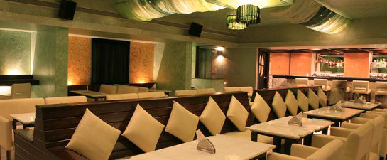 Picture: Lounge bar counter